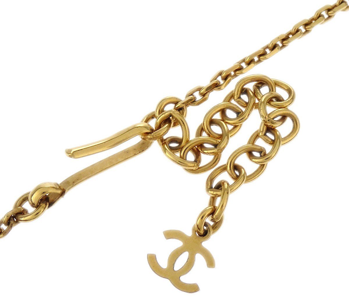 Chanel Chanel Vintage CC Rectangular Pendant Necklace Metal and Resin Goud