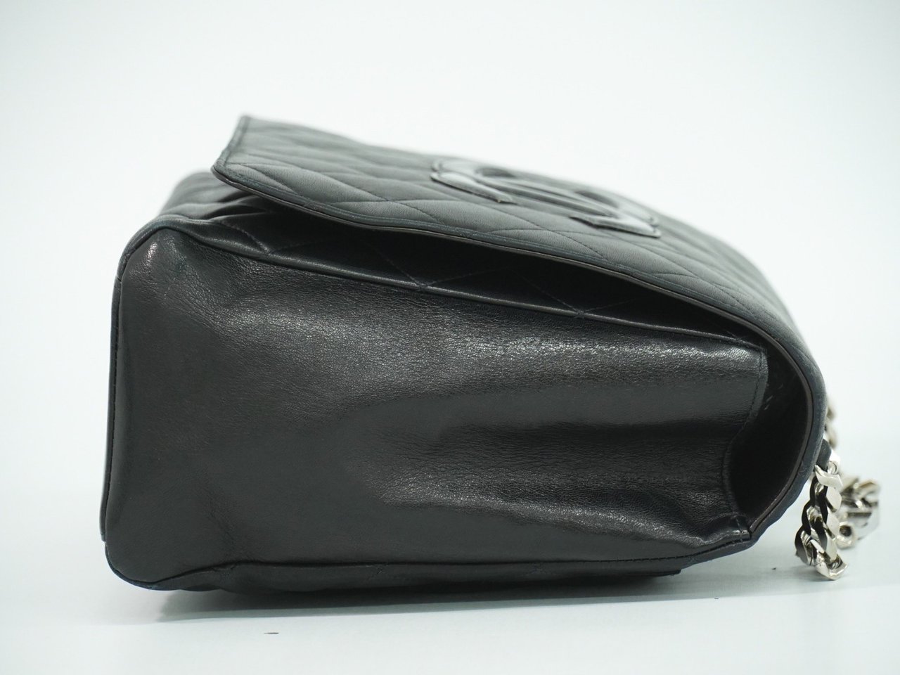 Chanel Chanel Vintage ID Bracelet Flap Bag Quilted Lambskin Medium Zwart