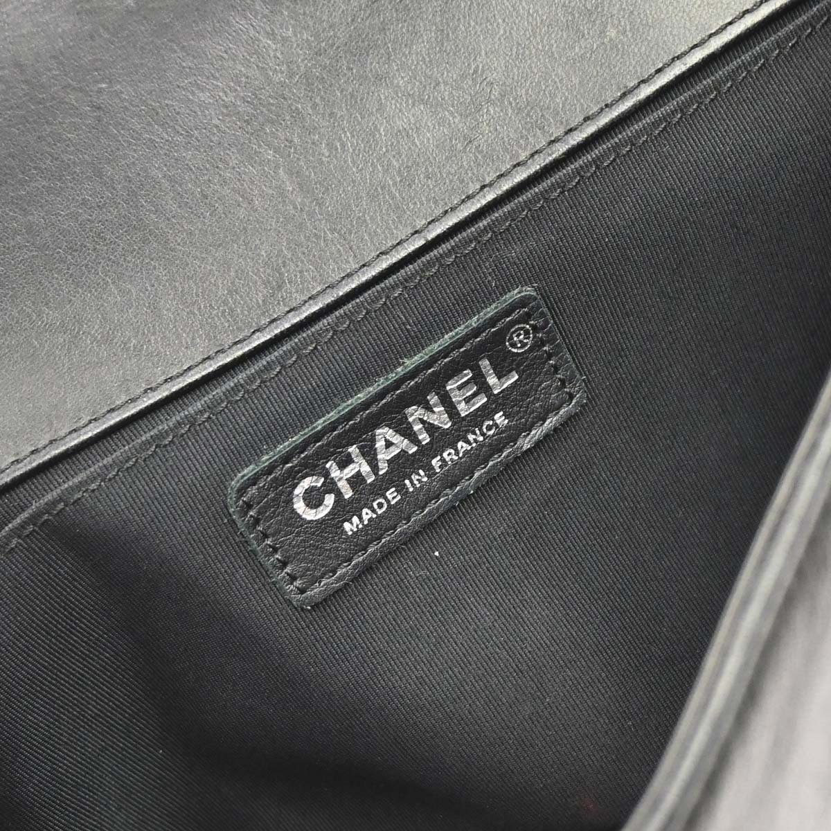 Chanel Boy Flap 3D Pleated Leather Old Medium Zwart