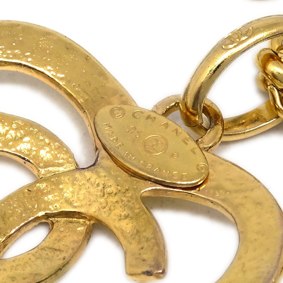 Chanel Chanel CC Heart Pendant Necklace Metal Goud