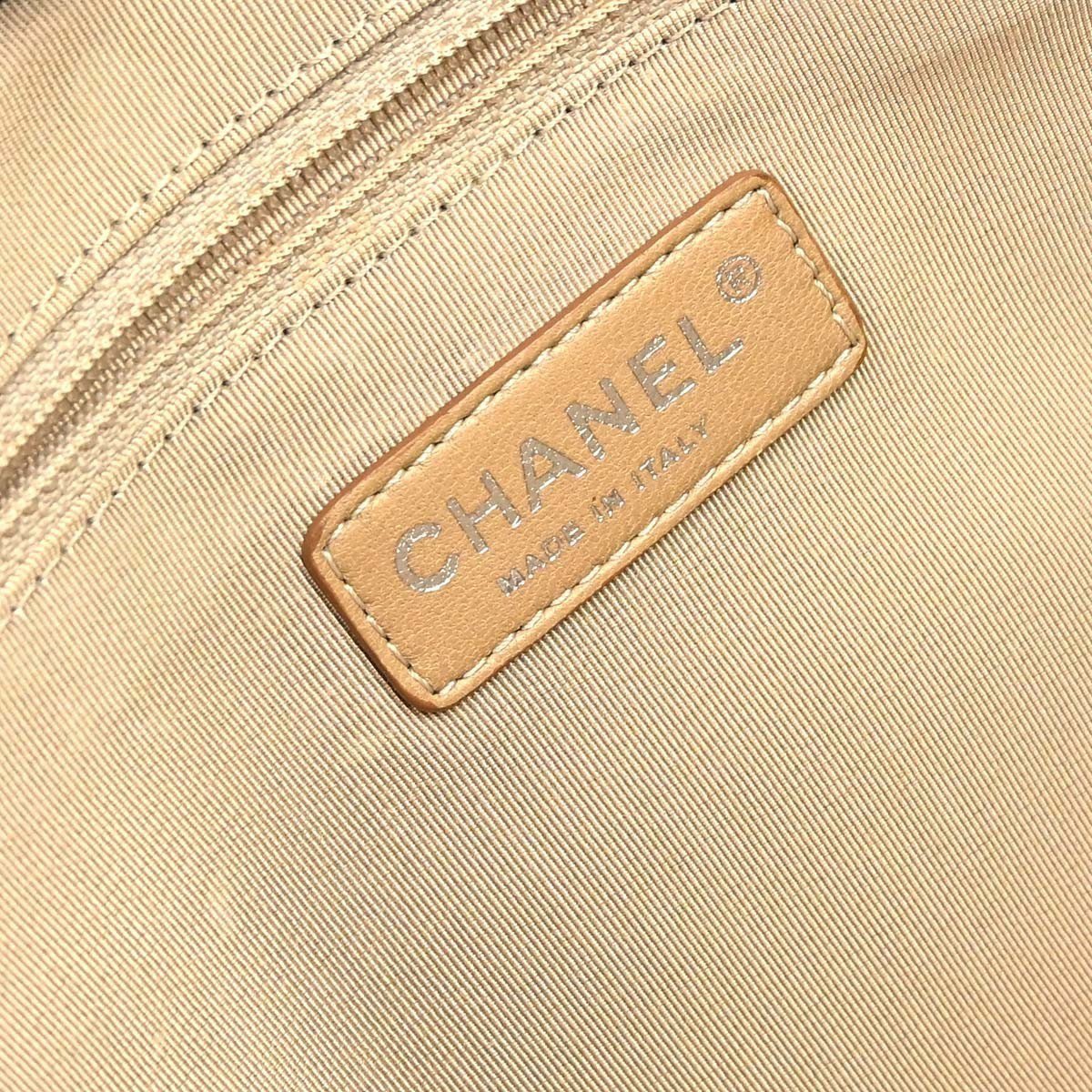 Chanel Timeless CC Expandable Tote Quilted Caviar Large Zwart