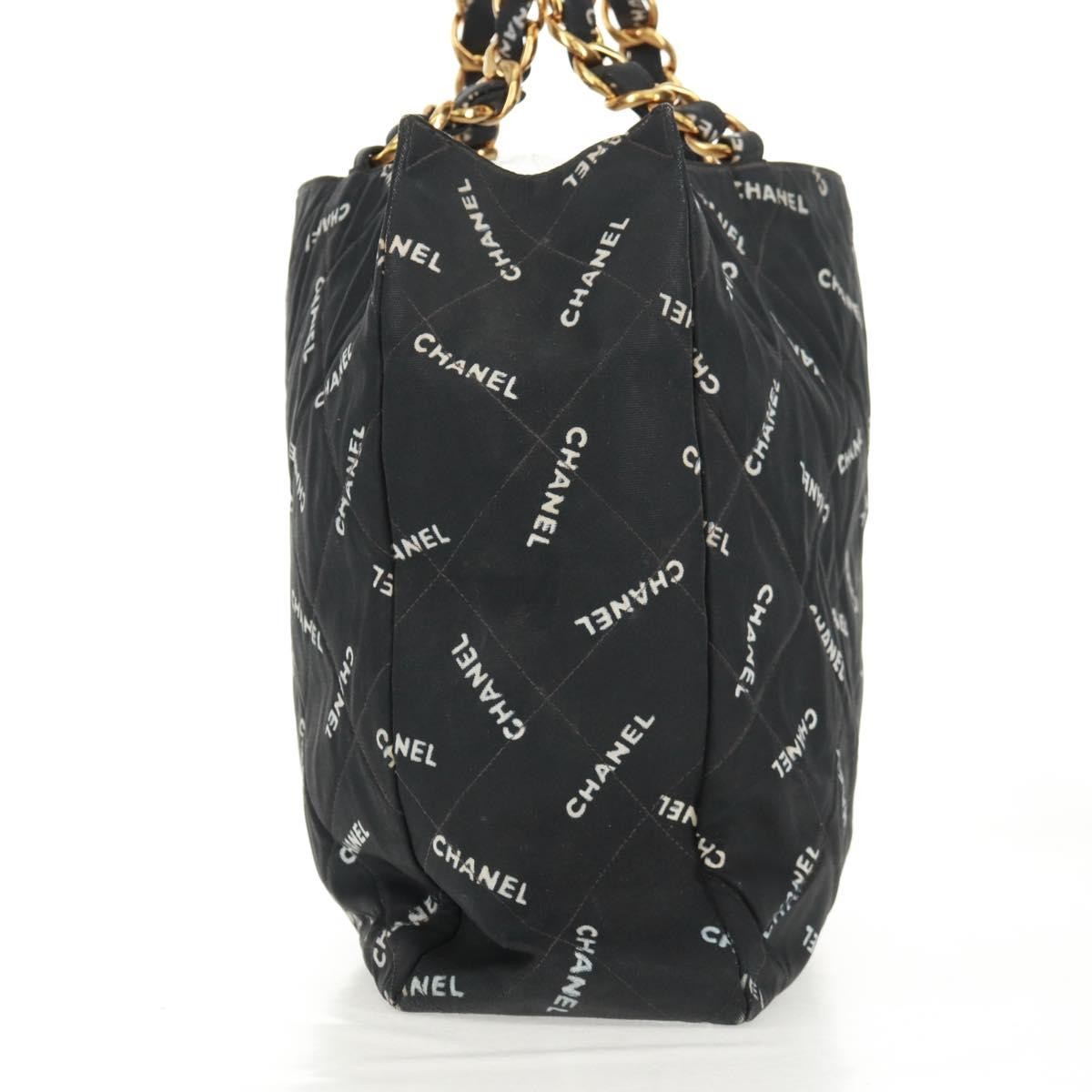 Chanel Chanel Logo Shopping Tote Quilted Printed Canvas Large Zwart