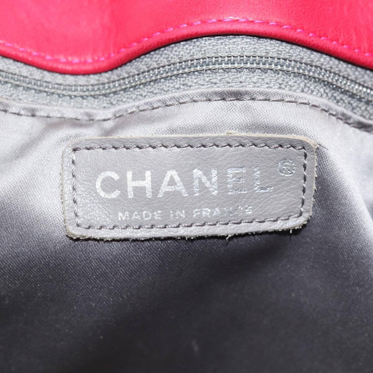 Chanel Chanel Funny Tweed Patchwork Tote Quilted Vinyl Small Roze