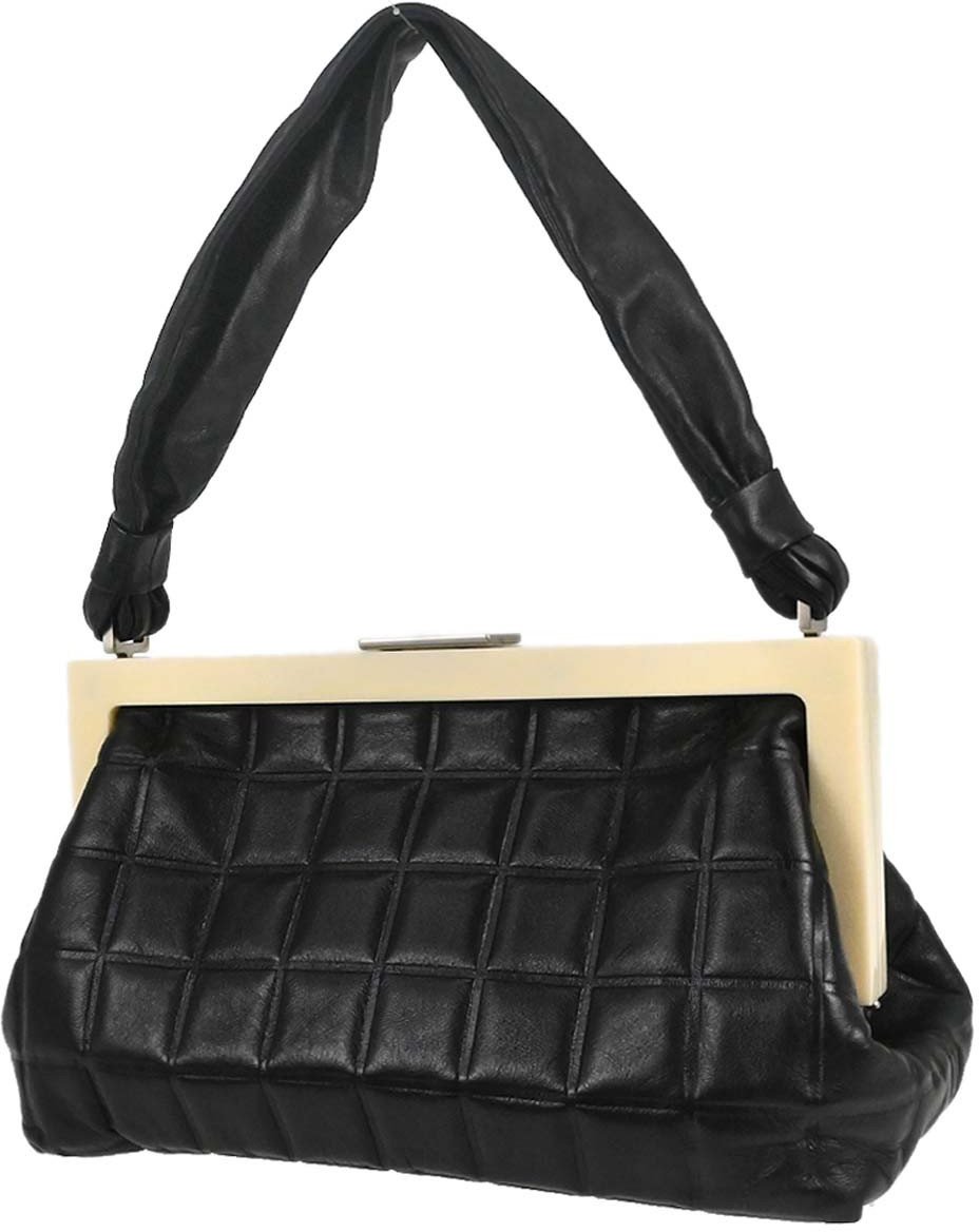 Chanel Chocolate Bar Frame Quilted Lambskin Small Zwart