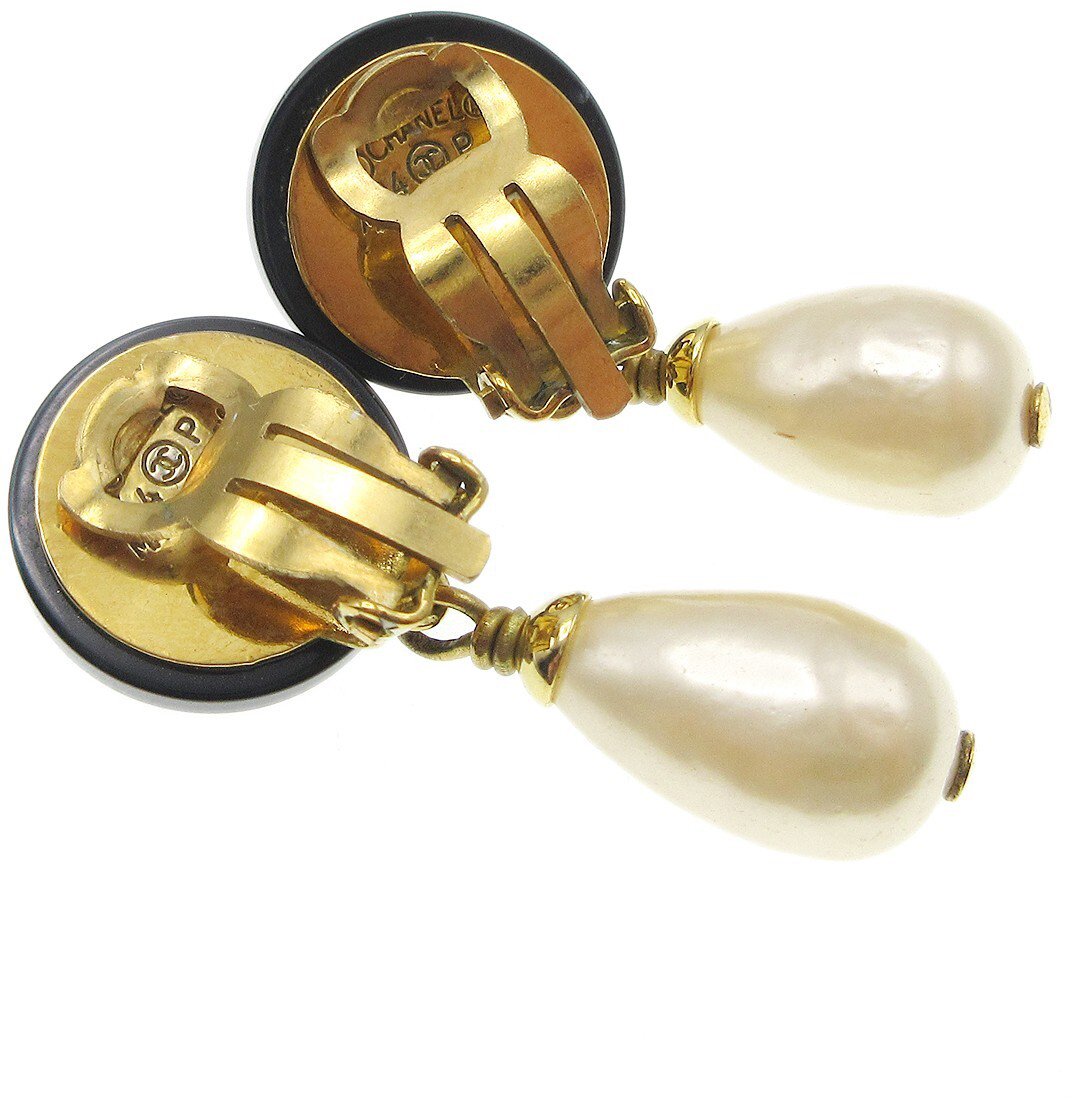 Chanel Vintage CC Dangle Metal with Crystals Zwart