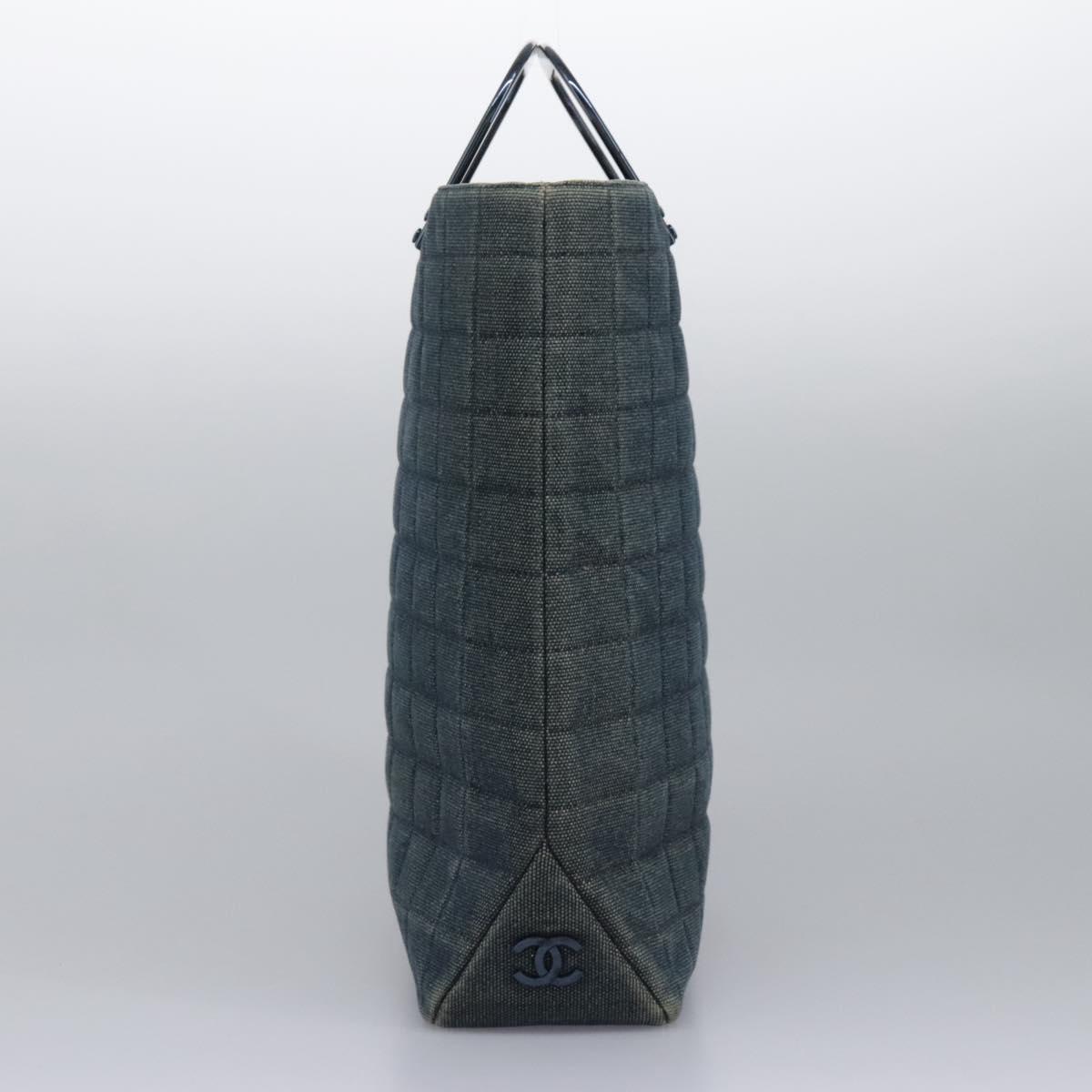 Chanel Chanel Chocolate Bar Tote Quilted Canvas Blauw