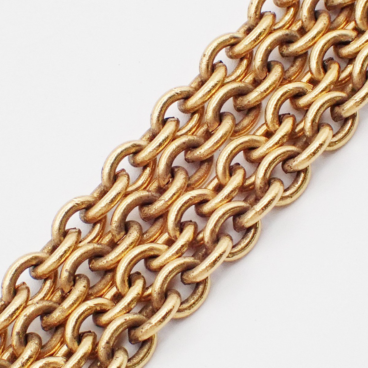 Chanel Chanel CC Pendant Chain Necklace Metal Goud