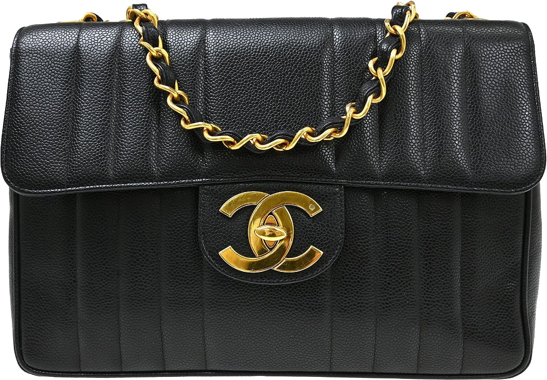 Chanel Classic Flap vertical quilted caviar Jumbo Zwart