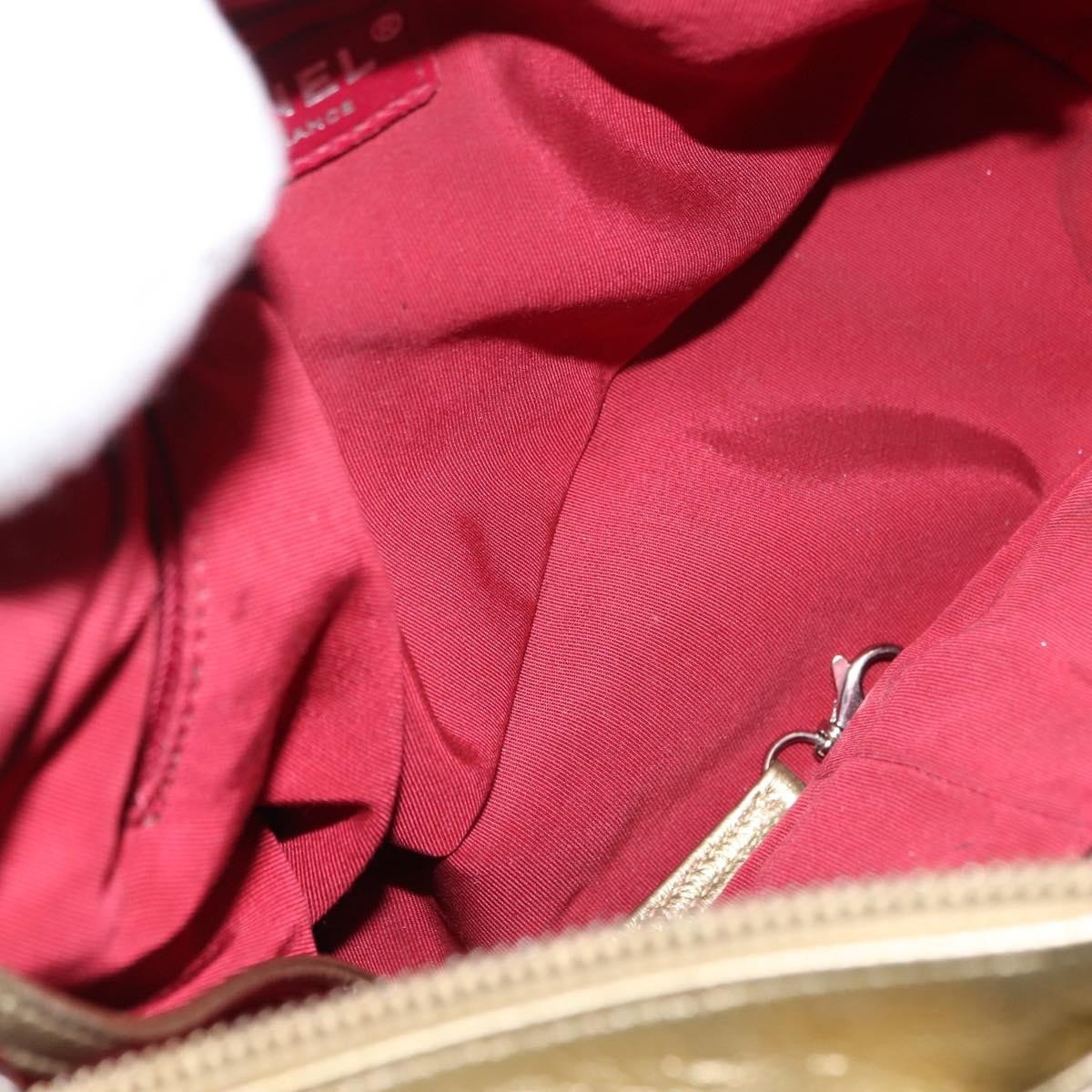 Chanel Chanel Gabrielle Hobo Quilted Metallic Aged Calfskin Medium Goud