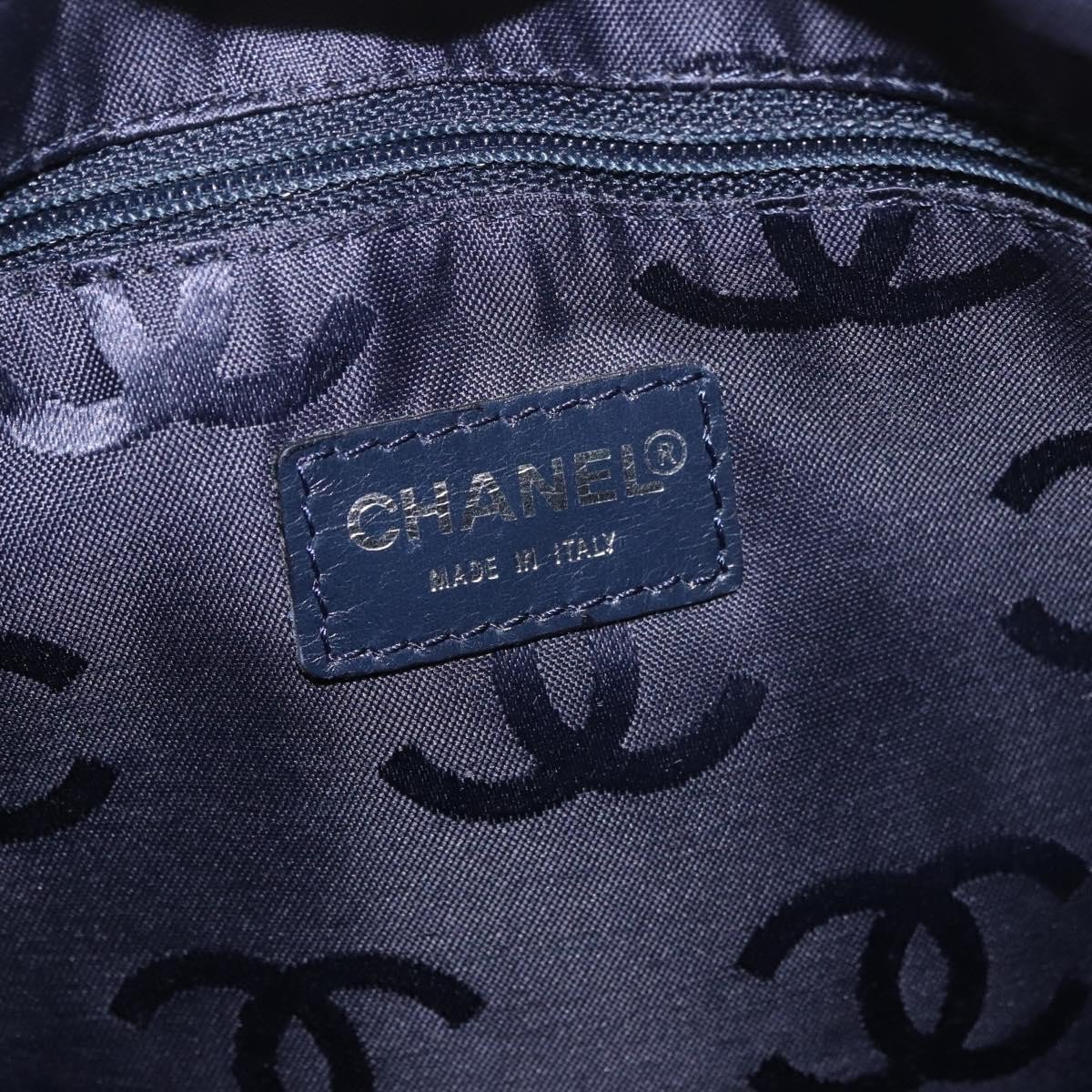Chanel CC Shoulder Bag Denim Blauw