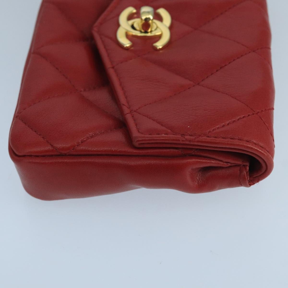 Chanel Vintage CC Flap Waist Bag Quilted Leather Small Rood