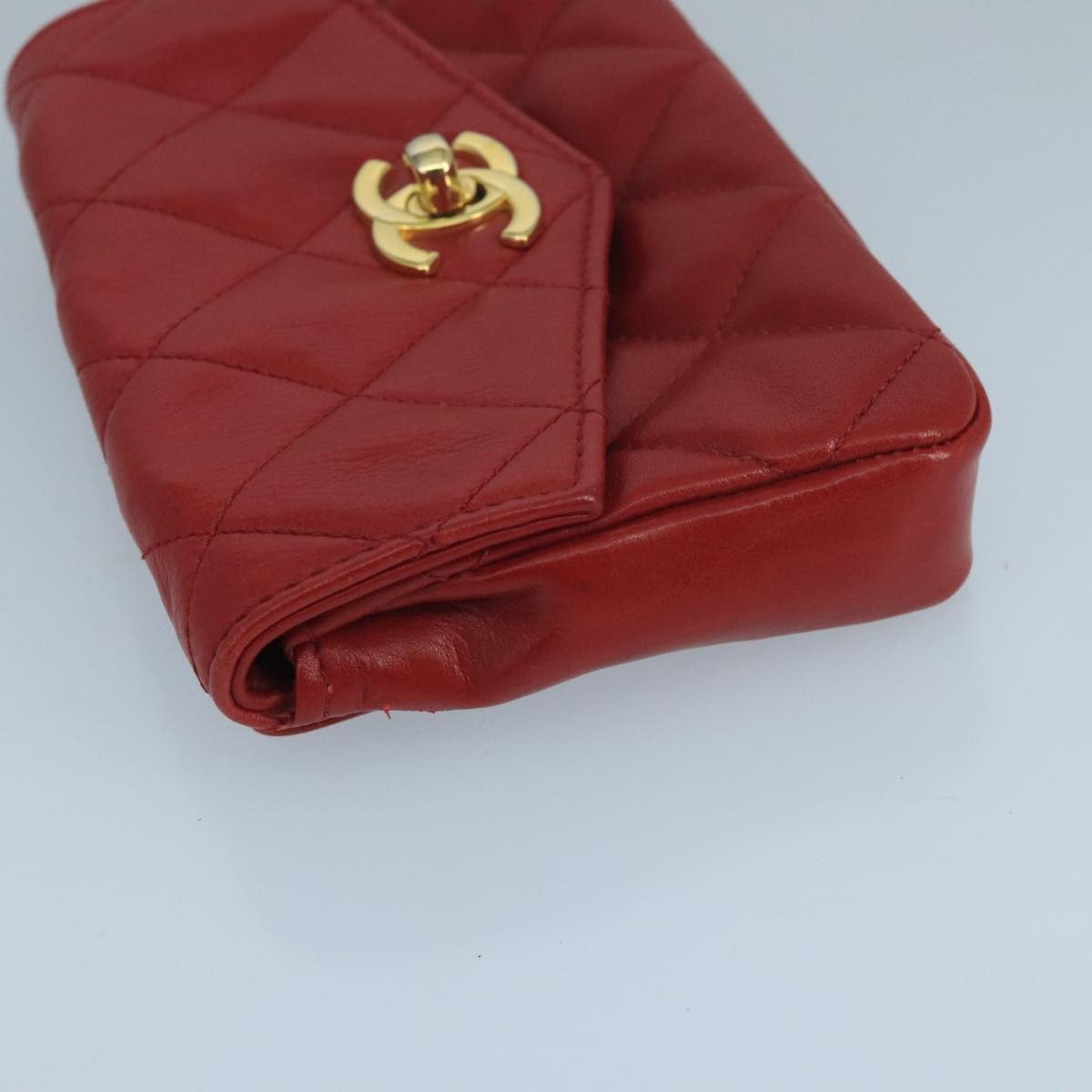 Chanel Vintage CC Flap Waist Bag Quilted Leather Small Rood