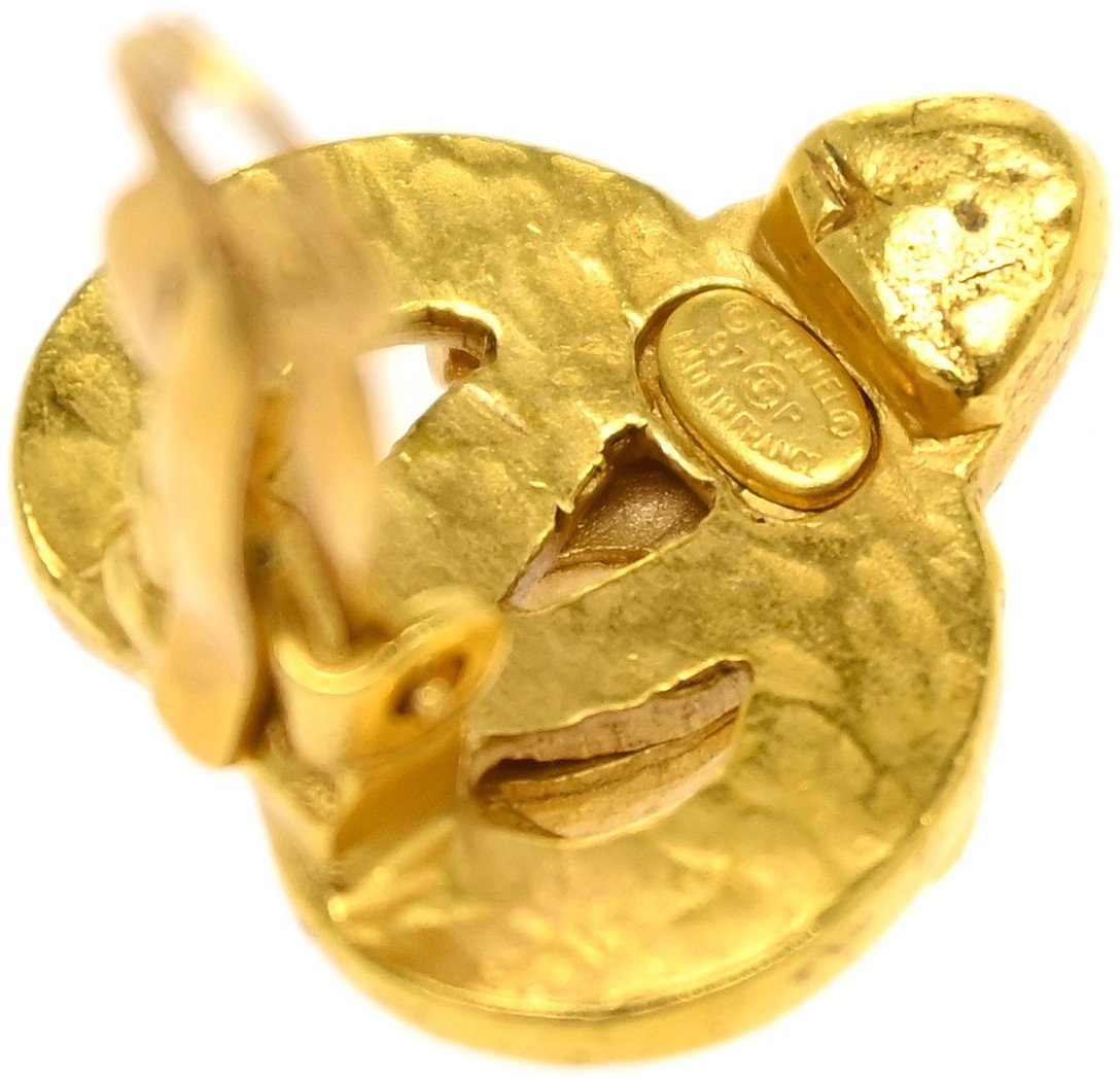 Chanel Vintage CC Diamond Shape Clips-On Gold-Plated Goud