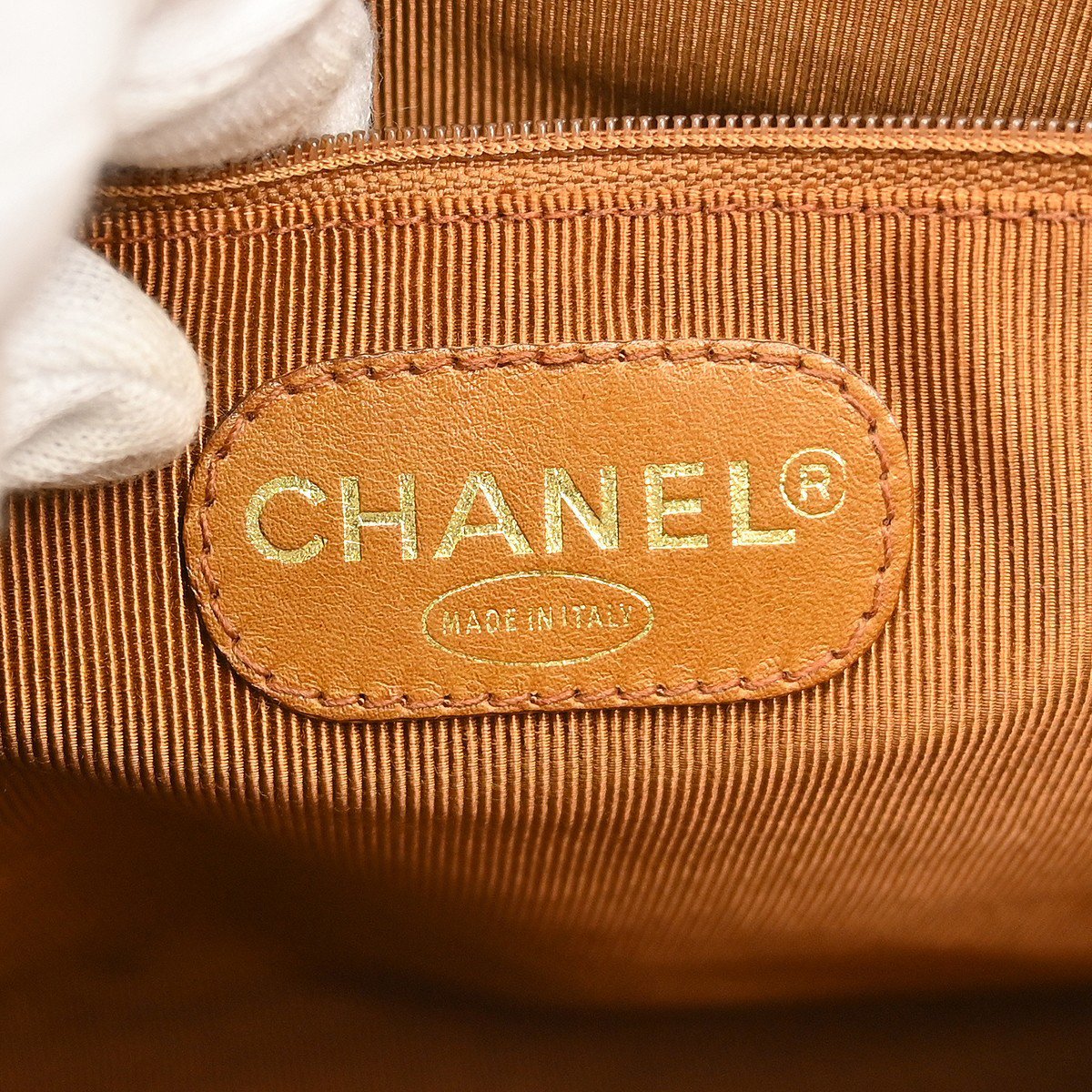 Chanel Vintage Stitched CC Caviar Medium Bruin