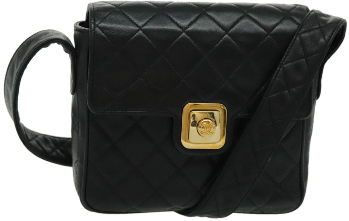 Chanel Chanel Vintage CC Pushlock Flap Bag Quilted Lambskin Small Zwart