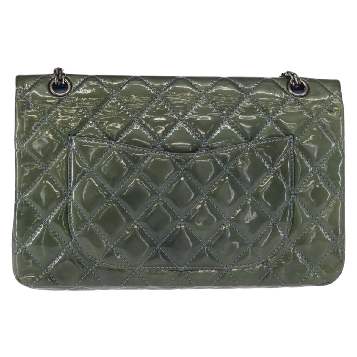 Chanel Chanel Reissue 2.55 Flap Bag Quilted Patent 225 Groen