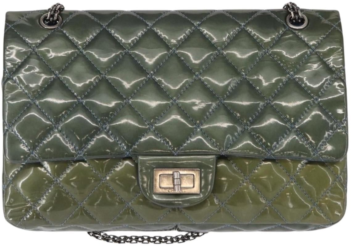 Chanel Chanel Reissue 2.55 Flap Bag Quilted Patent 225 Groen