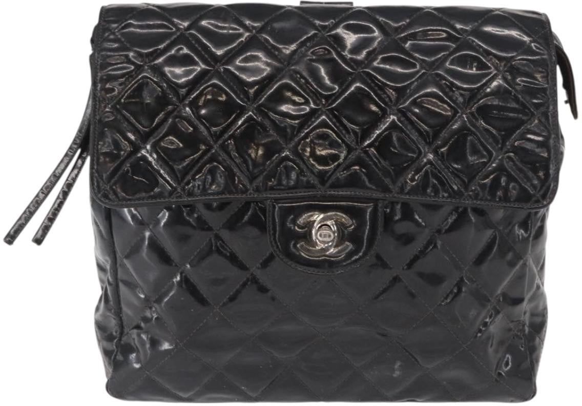 Chanel Chanel Vintage Square Flap Backpack Enamel Zwart
