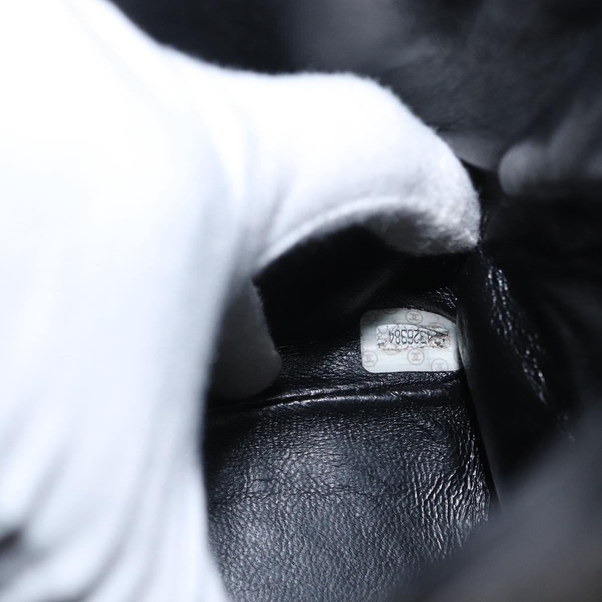 Chanel Chanel Vintage Square Flap Backpack Enamel Zwart