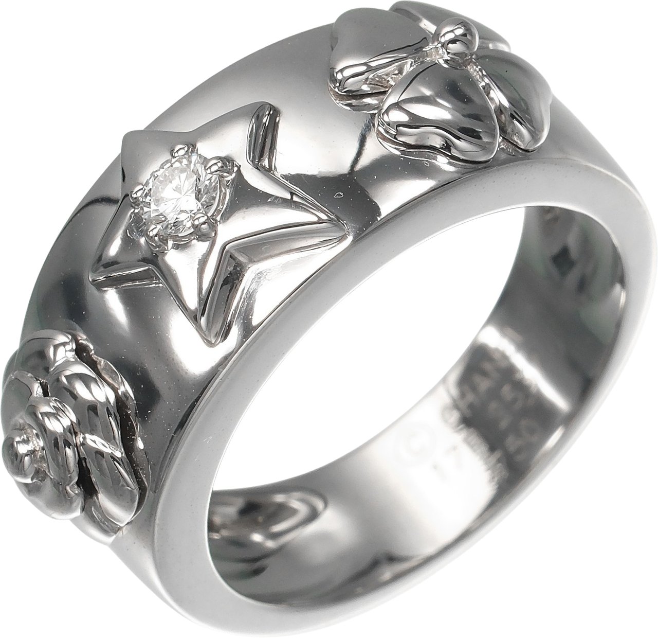 Chanel 3 Symbols 18K White Gold with Diamond 7.8 Zilver