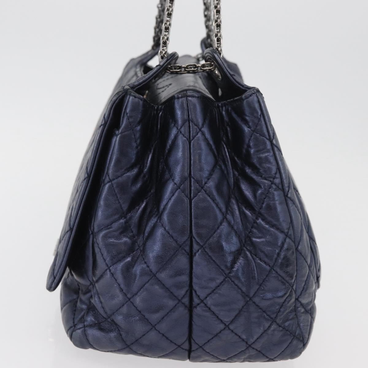 Chanel Accordion Reissue Flap Quilted Calfskin Medium Blauw