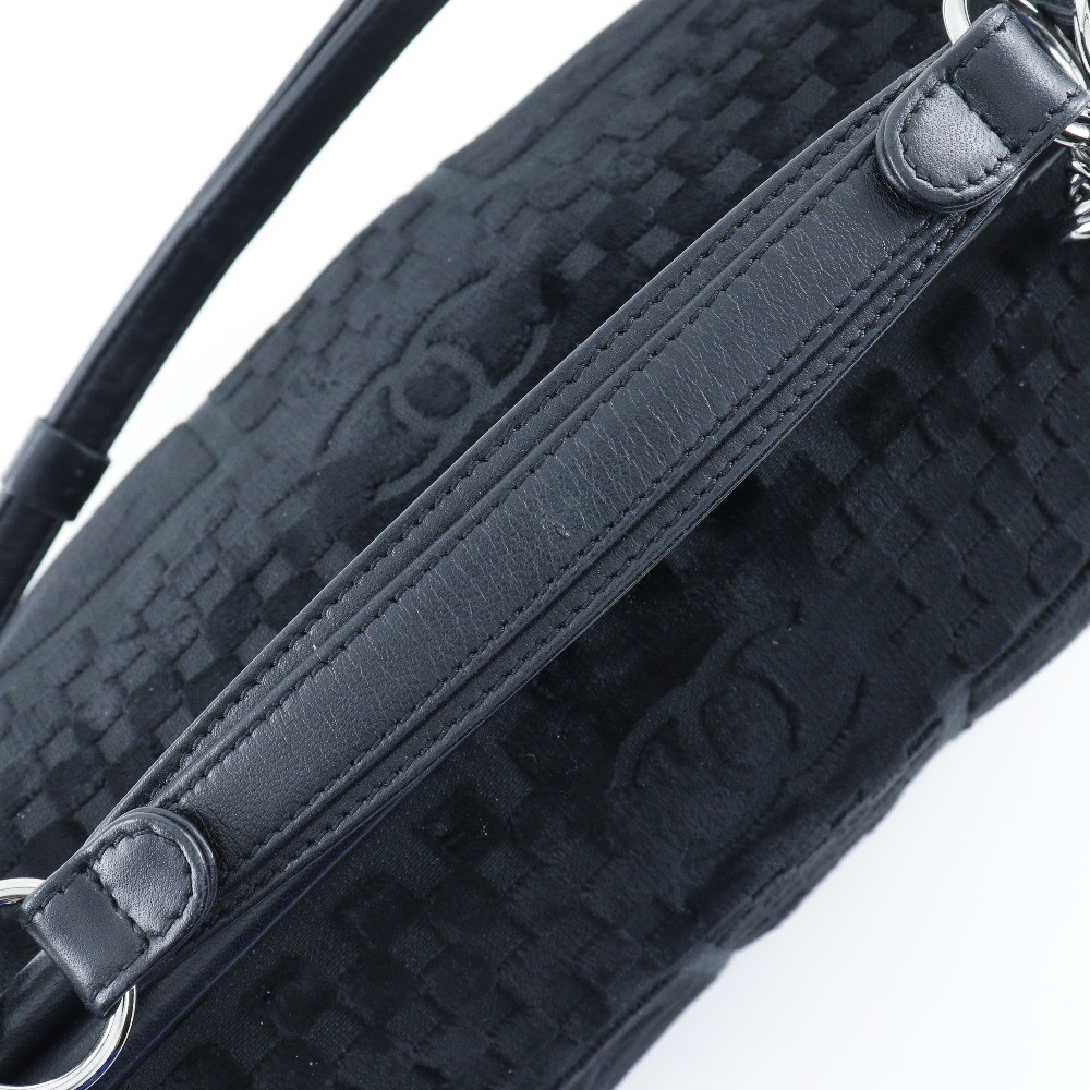 Chanel Vintage CC Side Belted Bowler Bag Check Embossed Velvet Medium Zwart