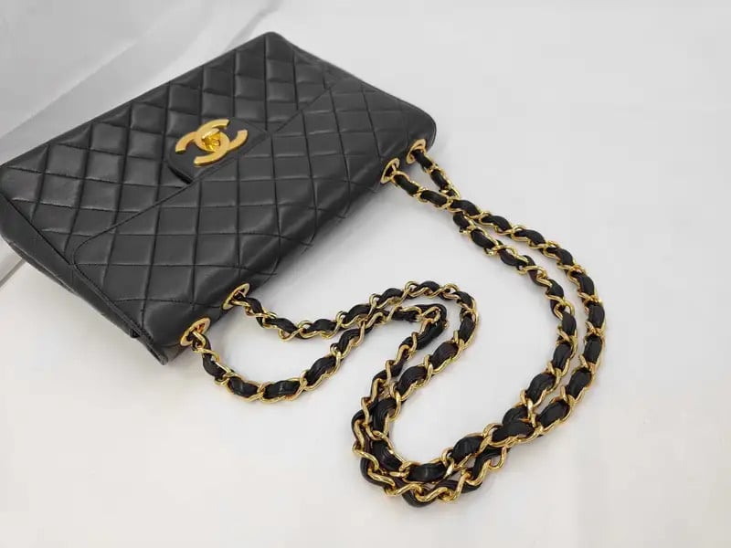 Chanel Vintage Classic Double Flap Maxi CC Lambskin Zwart