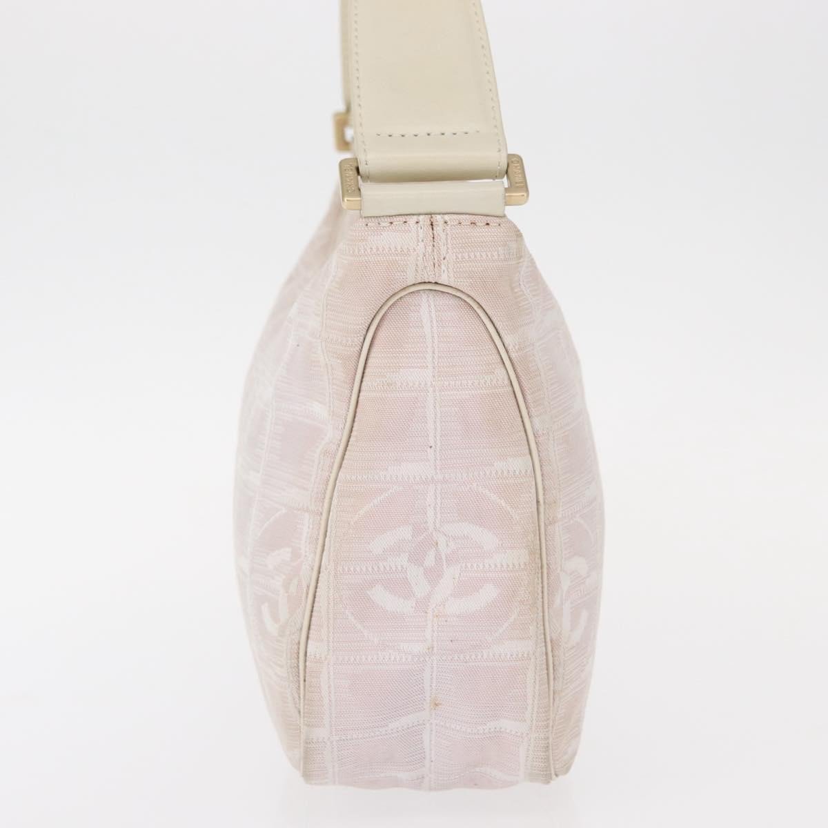 Chanel Chanel Travel Line Zip Hobo Nylon Small Roze