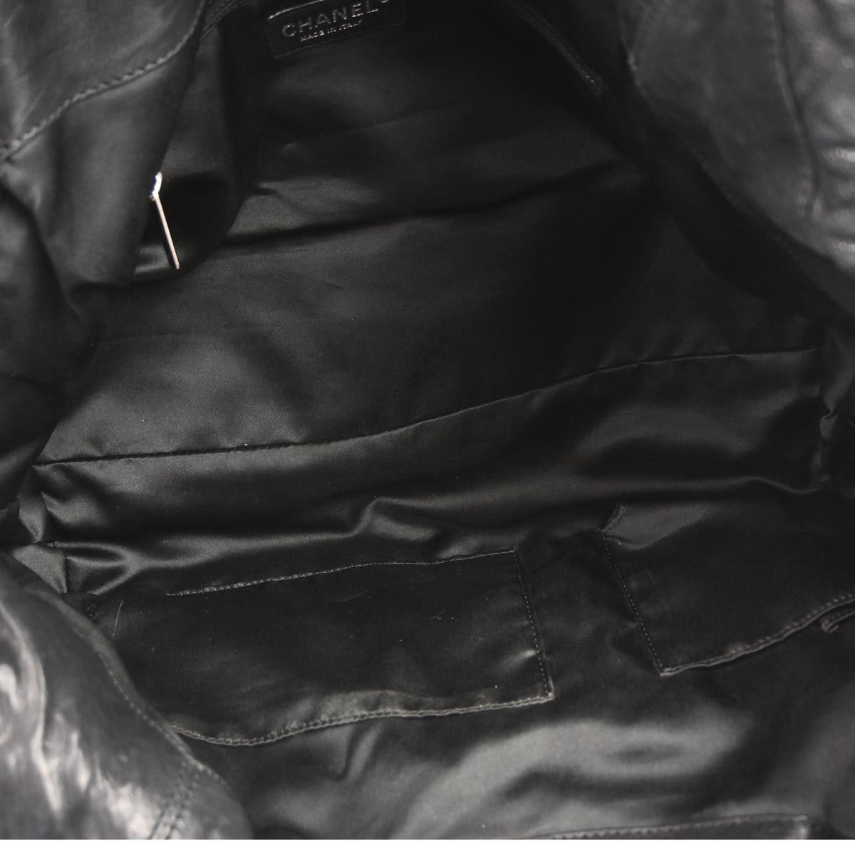 Chanel Chanel Baby Coco Cabas Quilted Leather Medium Zwart