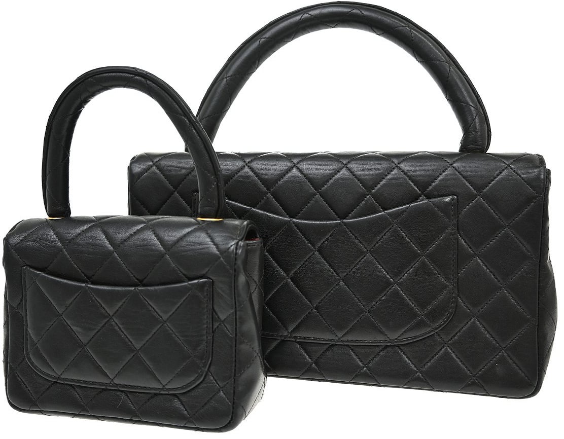 Chanel Vintage Square Classic Single Flap Quilted Lambskin Mini Zwart