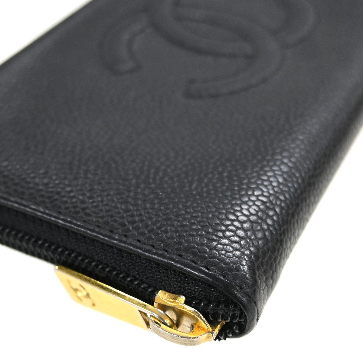 Chanel Portefeuille long CC logo calfskin leather MM Zwart