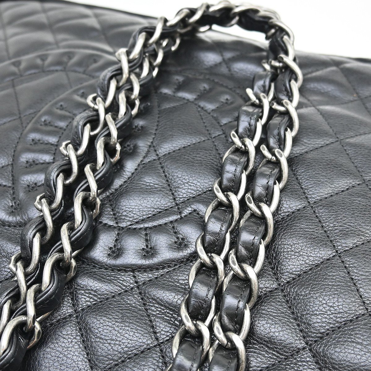 Chanel Istanbul Tote Quilted Leather Large Zwart