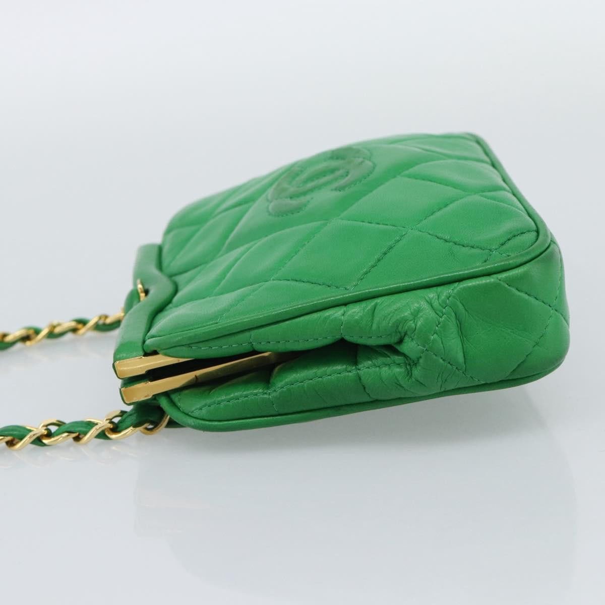 Chanel Coco Mark quilted lambskin Groen