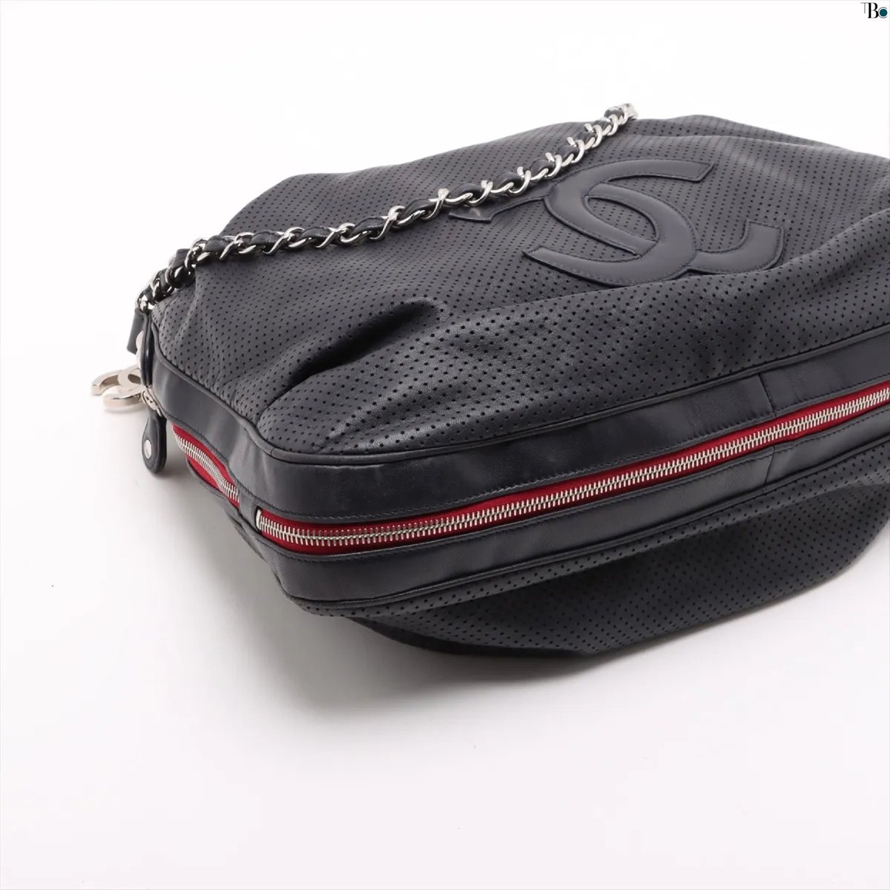 Chanel Chanel Baseball Spirit Hobo Perforated Leather large Blauw