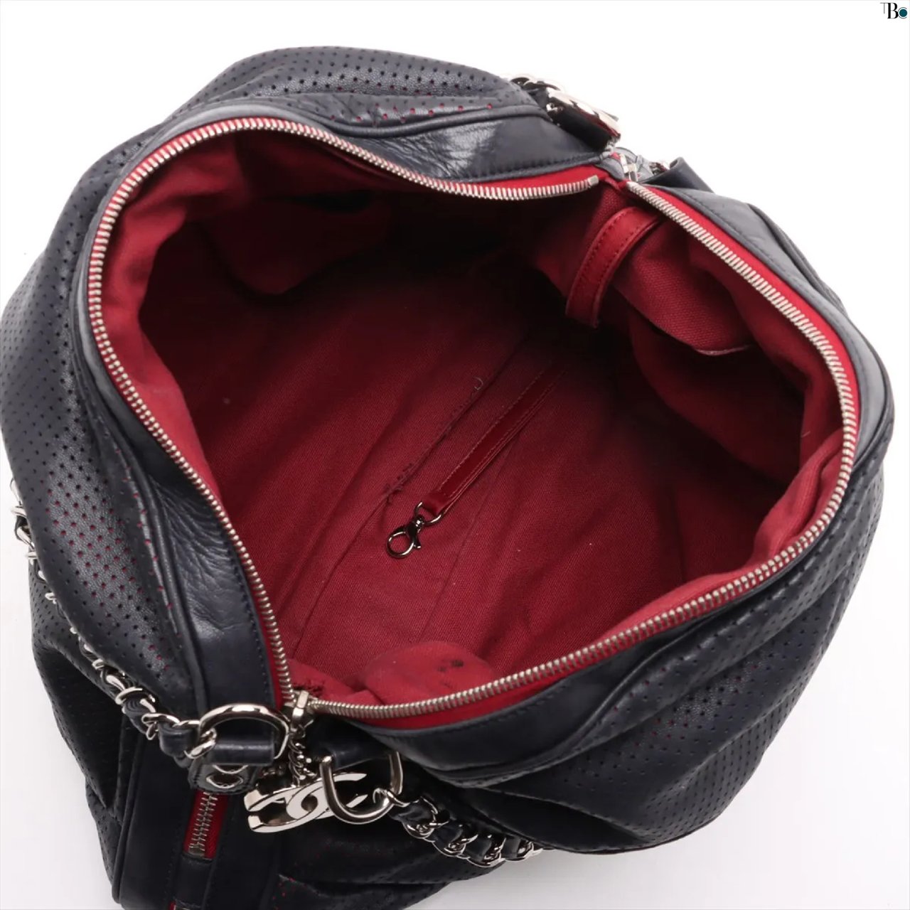 Chanel Chanel Baseball Spirit Hobo Perforated Leather large Blauw