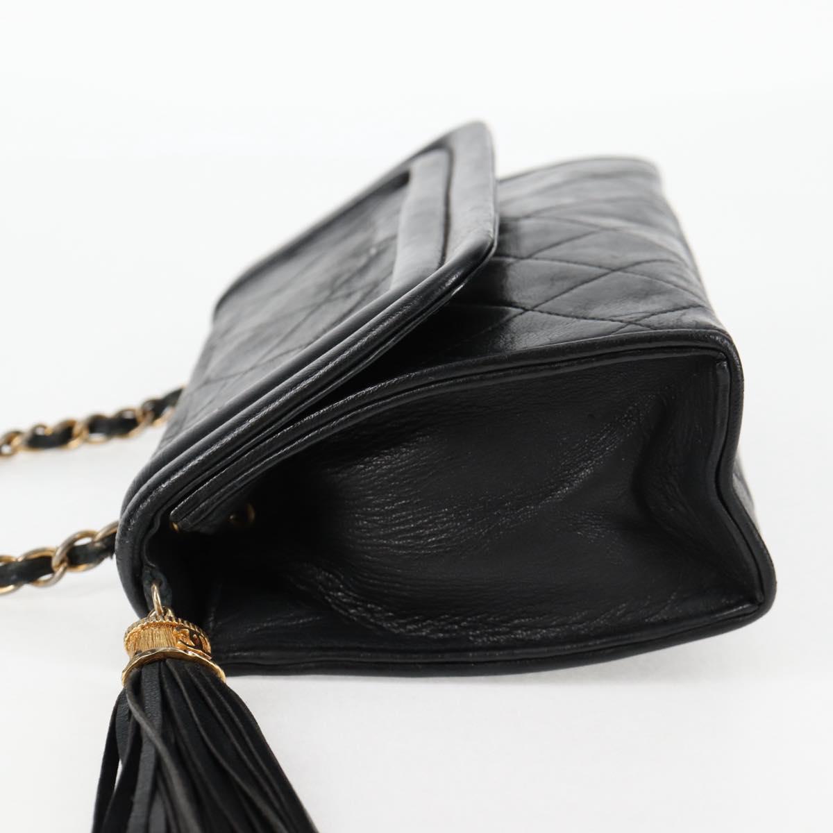 Chanel Chanel Vintage Tassel Flap Bag Leather Zwart