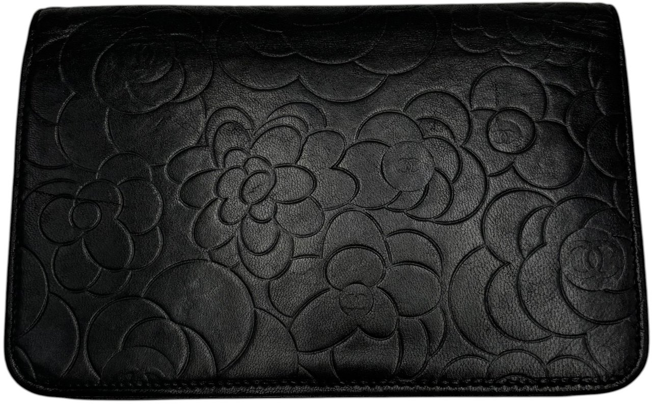 Chanel Sweet Camellia Wallet on Chain Quilted Lambskin Zwart