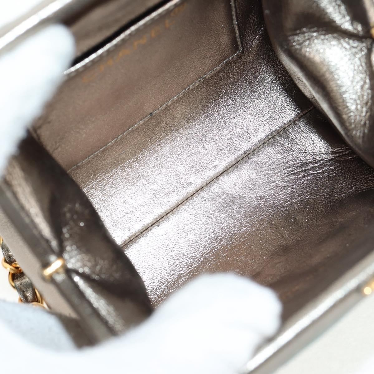 Chanel Chanel Vintage Chain Frame Bag Quilted Lambskin Small Groen