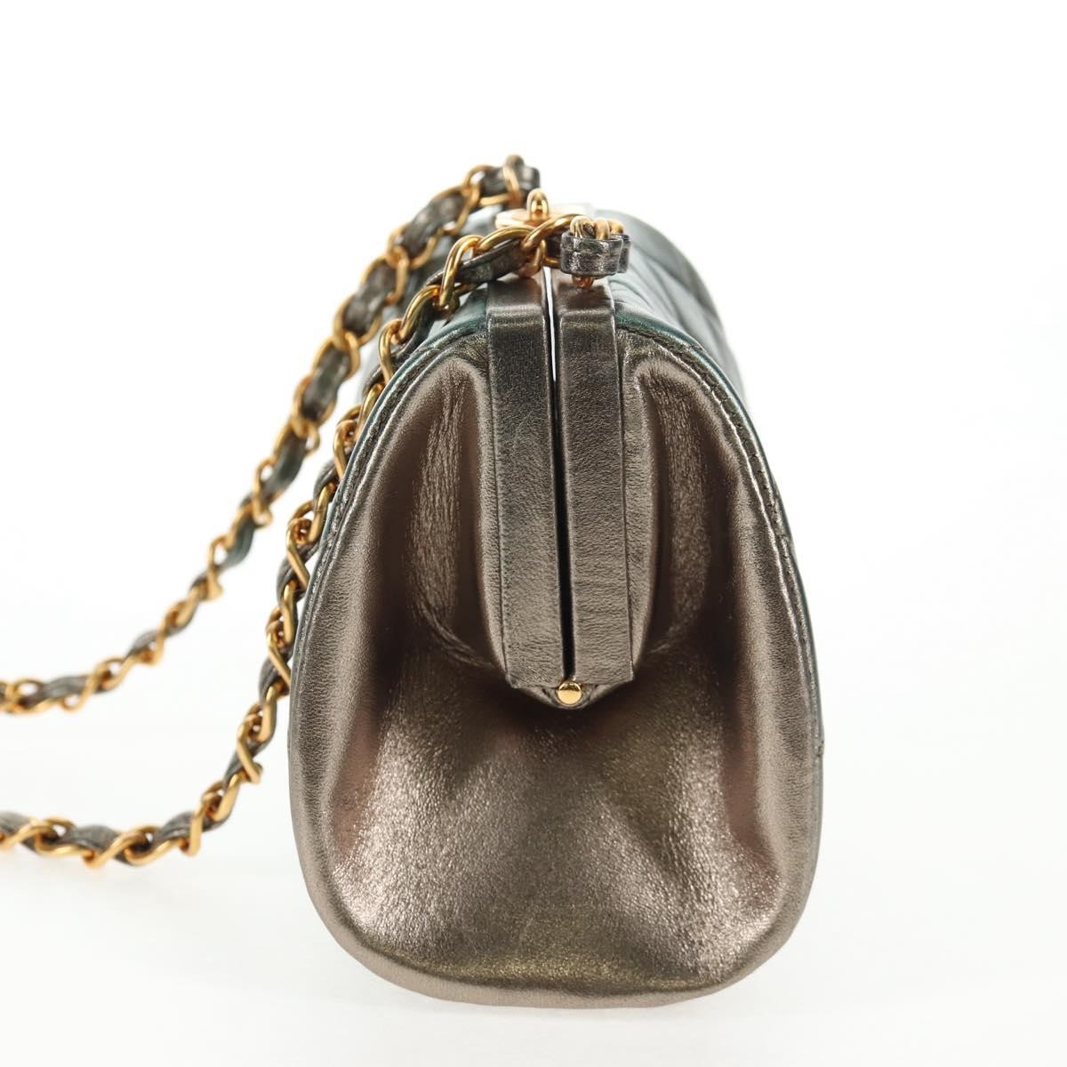 Chanel Chanel Vintage Chain Frame Bag Quilted Lambskin Small Groen