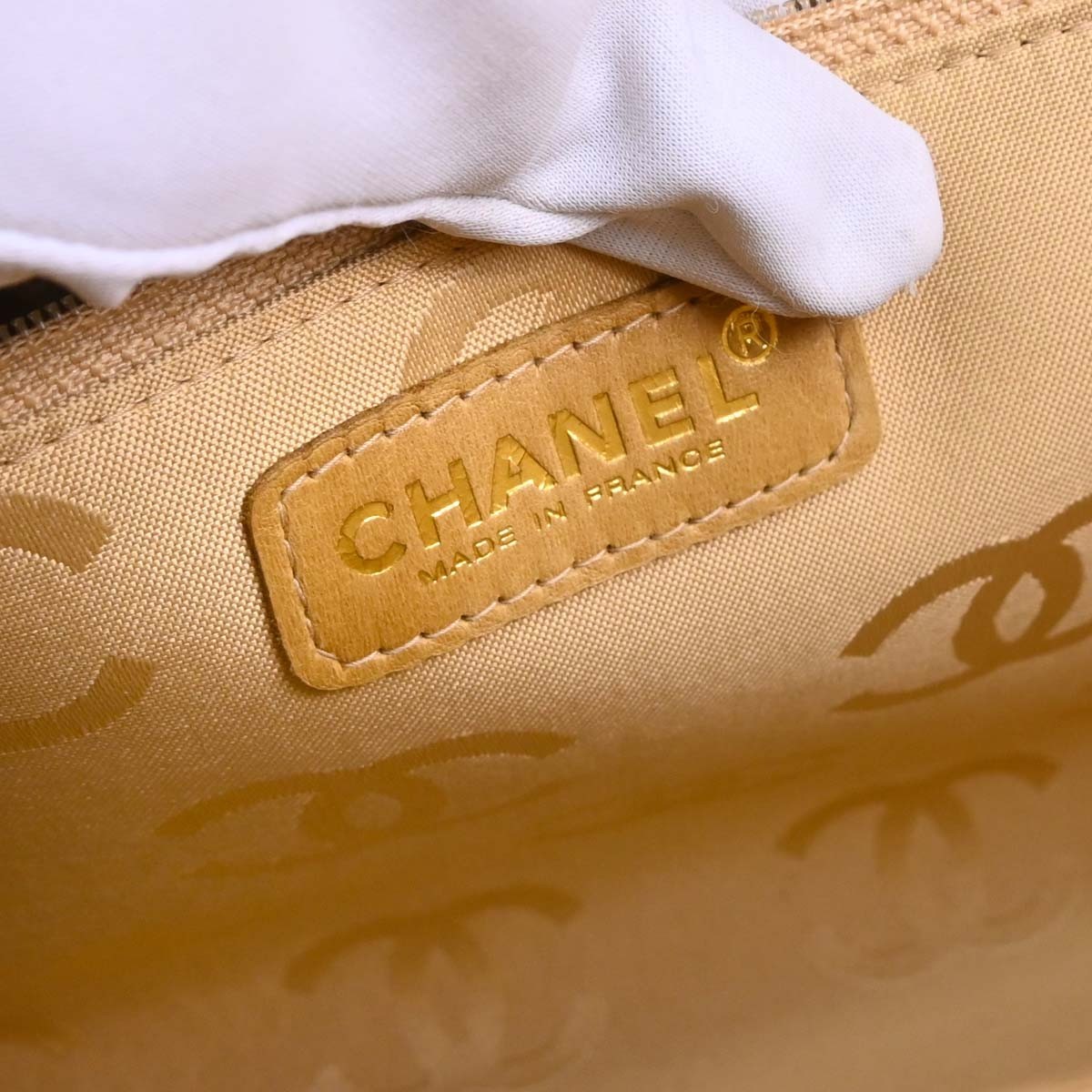 Chanel Chanel Vintage Chocolate Bar Open Tote Quilted Caviar Medium Beige