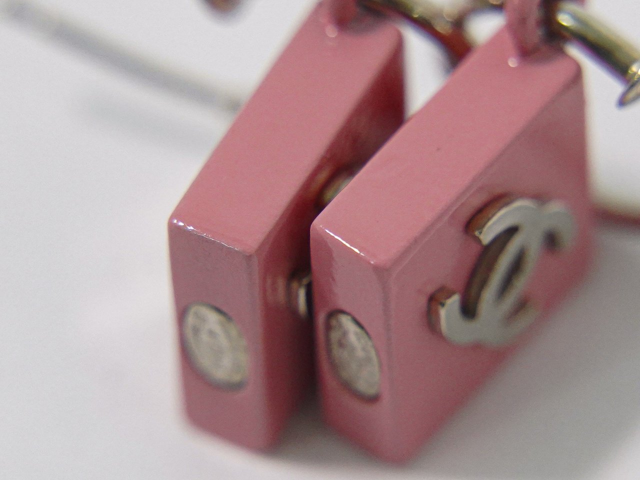 Chanel Vintage CC Square Drop Metal with Enamel and Lace Zilver