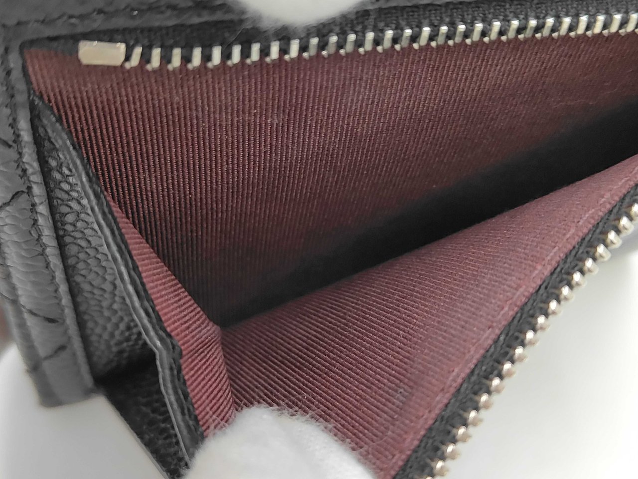 Chanel Classic Flap Card Case Quilted Caviar Zwart