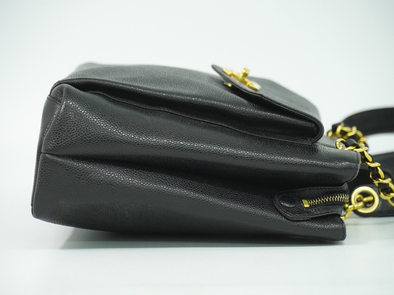 Chanel Chanel Vintage Front Pocket Tote Caviar Medium Zwart