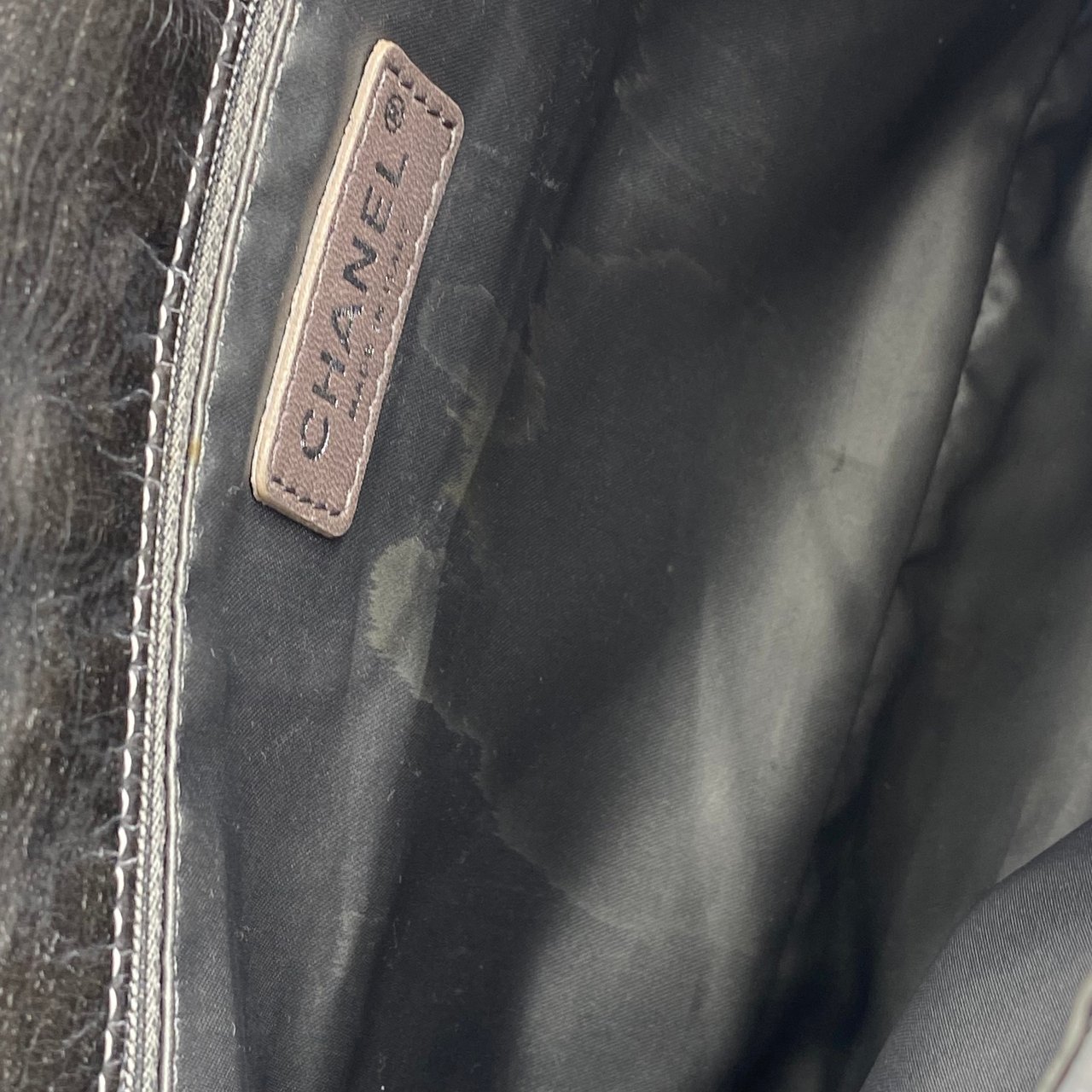 Chanel Chanel Melrose Degrade Flap Bag Quilted Patent Jumbo 30 x 20 x 10 Grijs