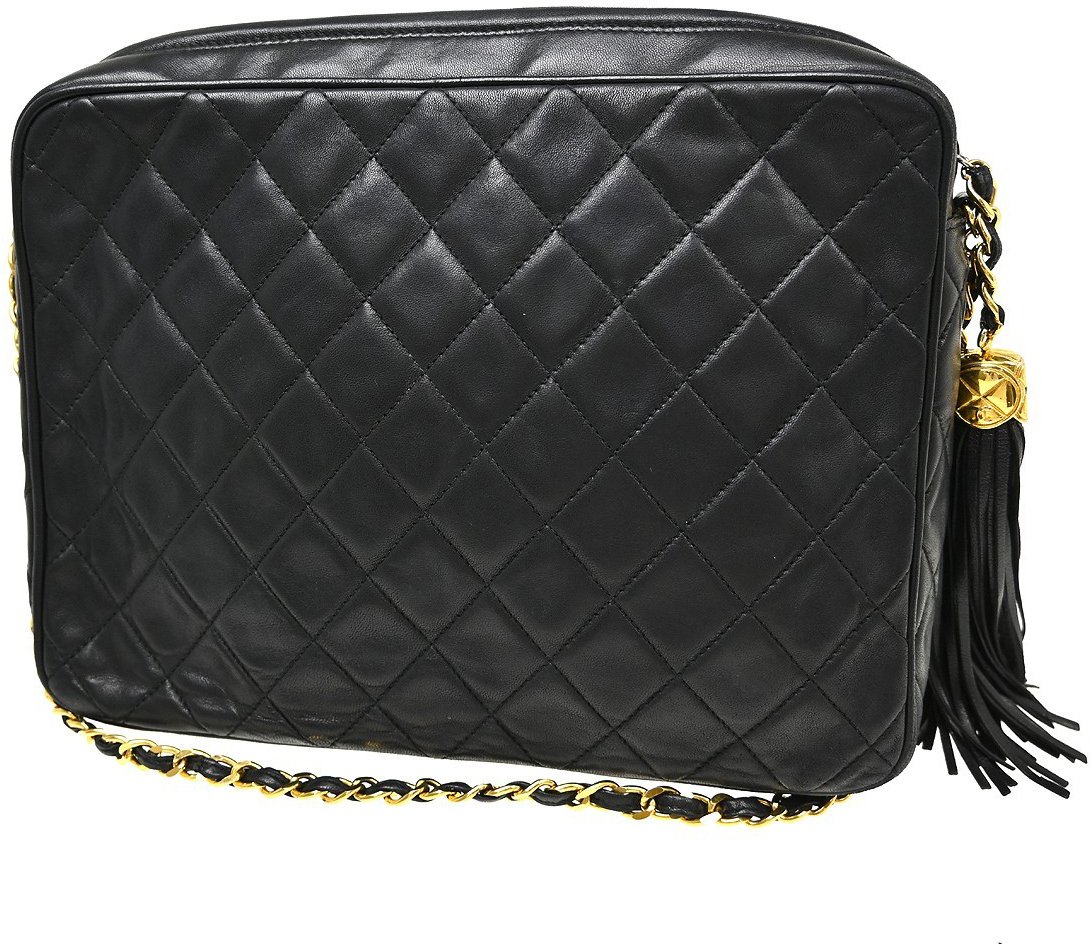 Chanel Vintage Camera Tassel Quilted Leather Medium Zwart