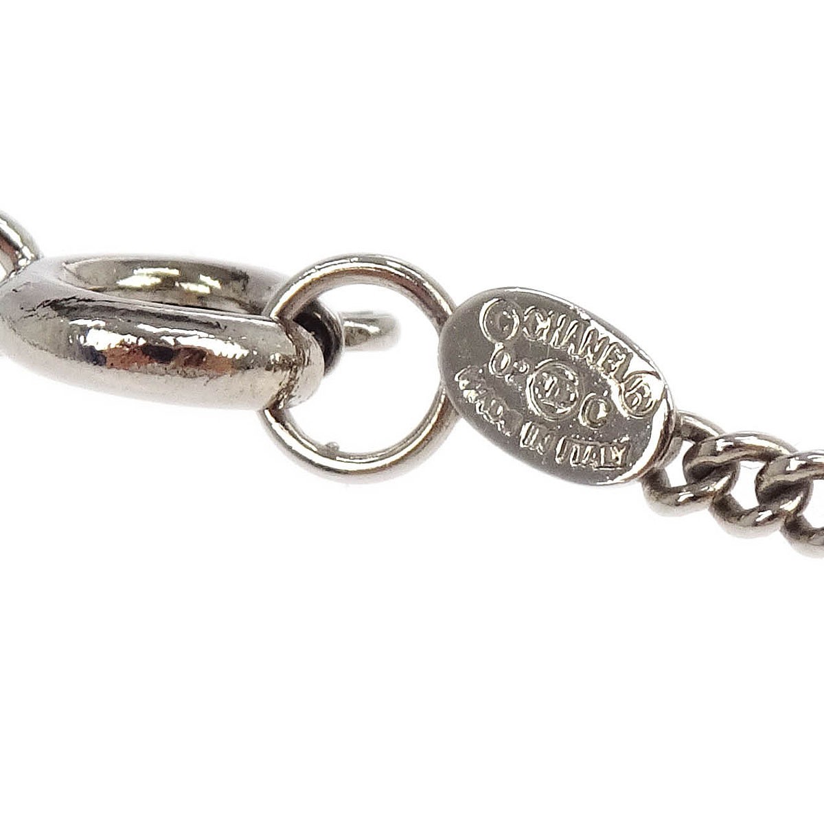 Chanel Chanel CC Logo Pendant Necklace Metal Zilver