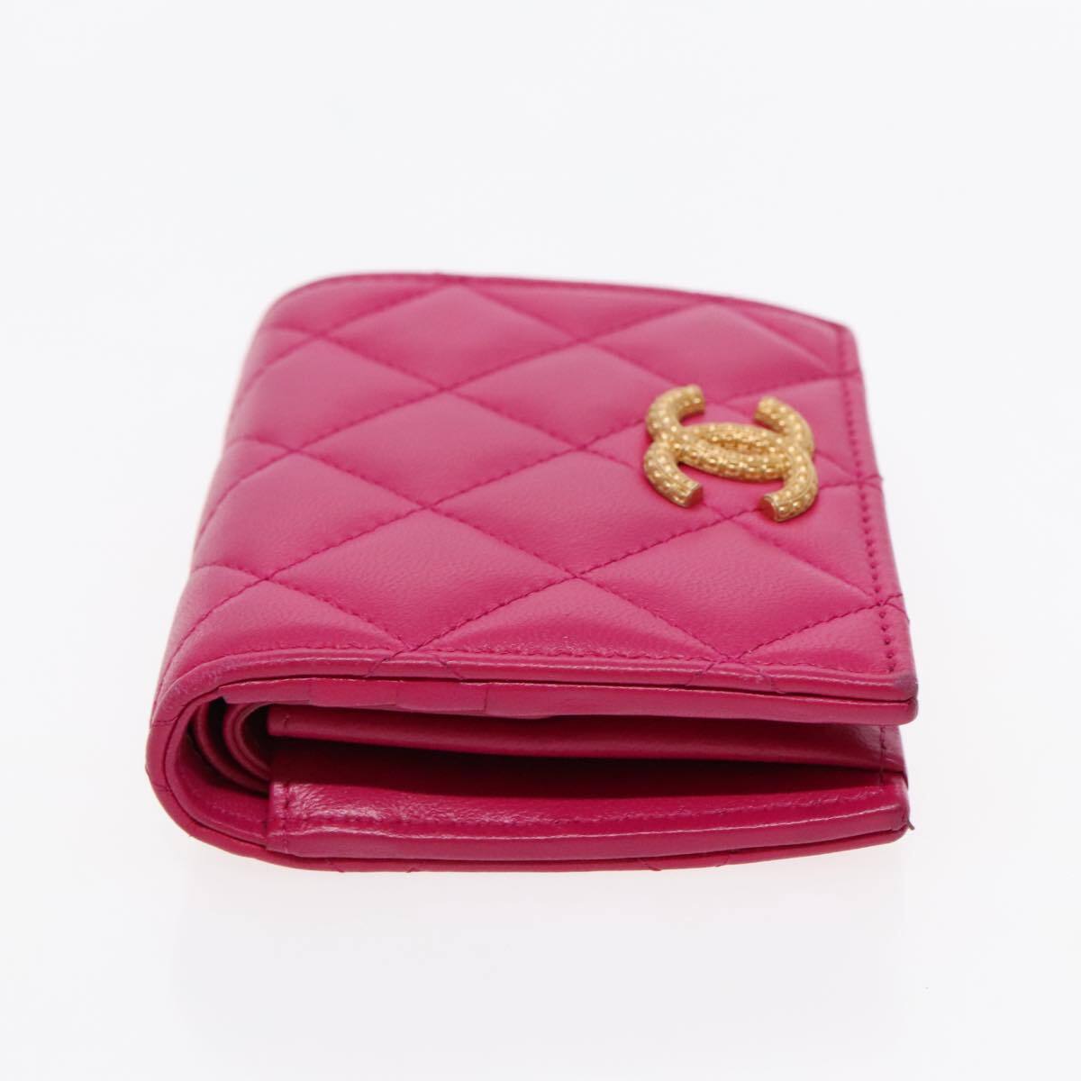 Chanel Chanel Textured CC Bifold Wallet Quilted Caviar Compact Roze