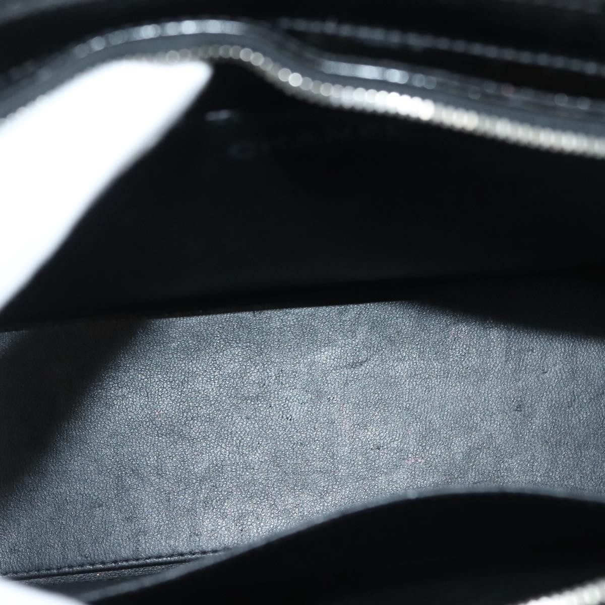 Chanel Chanel Vintage CC Lock Pocket Chain Tote Patent Small Zwart