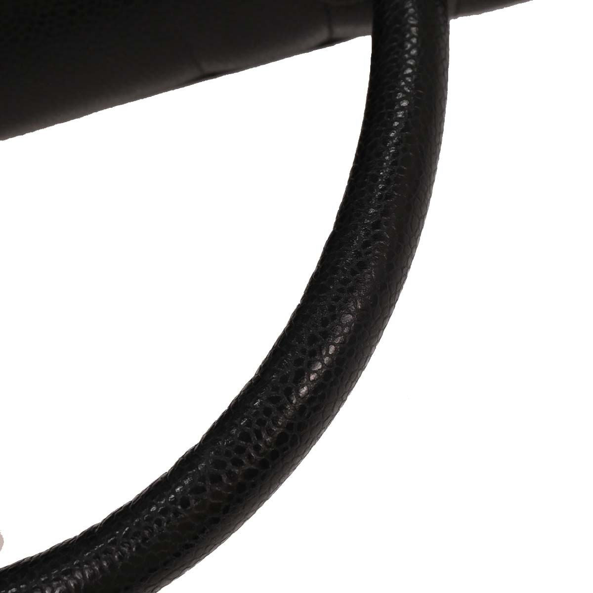 Chanel Chanel Vintage Top Handle Bag Vertical Quilt Lambskin Medium Zwart