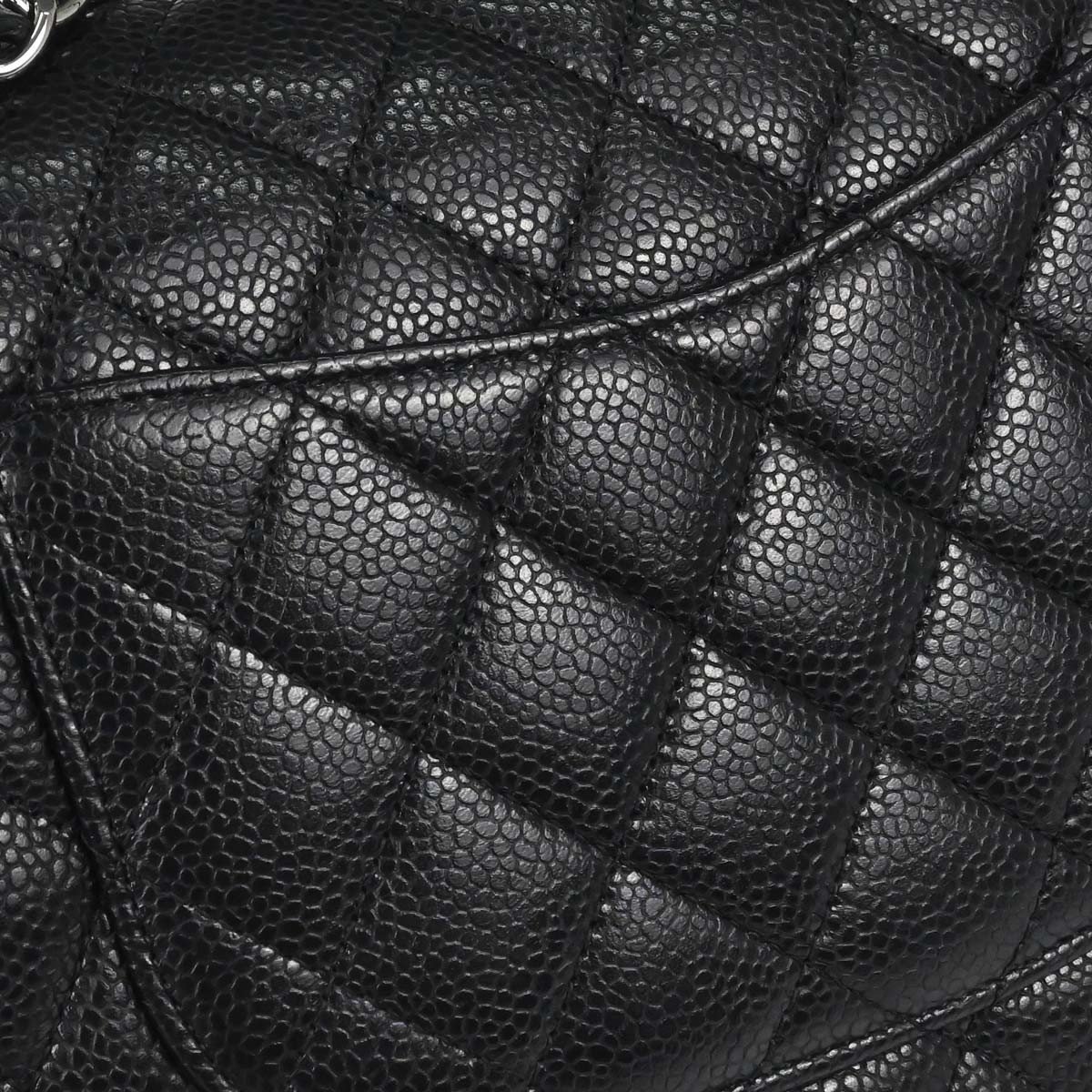Chanel Timeless - Classic Double Flap Bag Quilted Caviar Medium Zwart